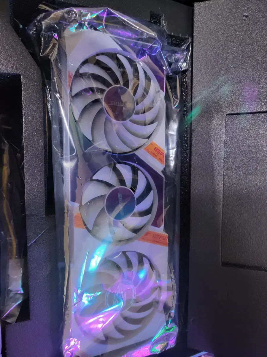 3070ti 울트라 화이트